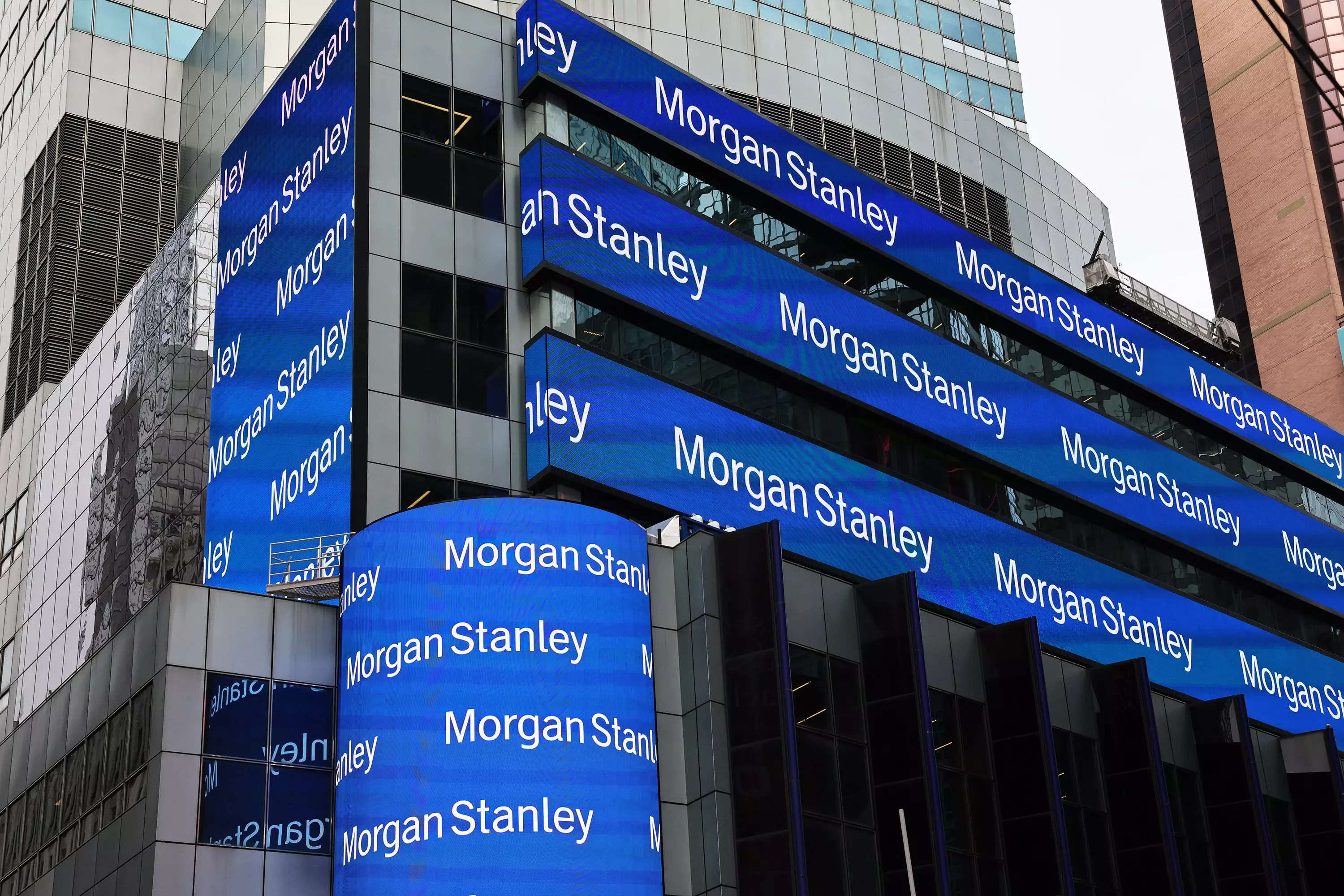 Morgan Stanley Broadcast The Names And Faces Of Its Summer Analysts In ...