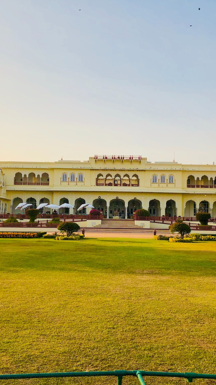 10 Most Beautiful Royal Palaces in India