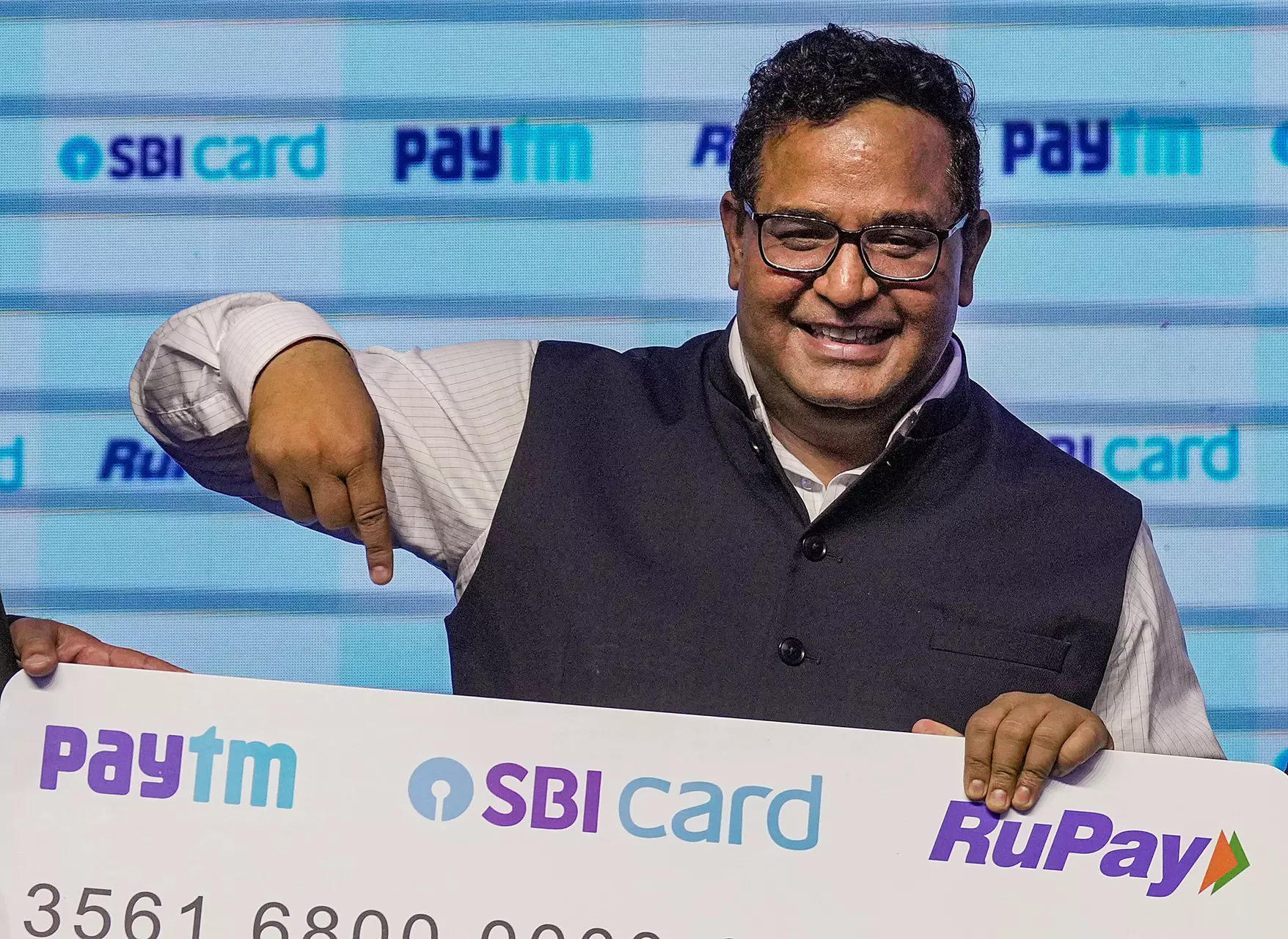 Vijay Shekhar Sharma To Buy 10% Stake In Paytm; Stock Rallies 9% ...