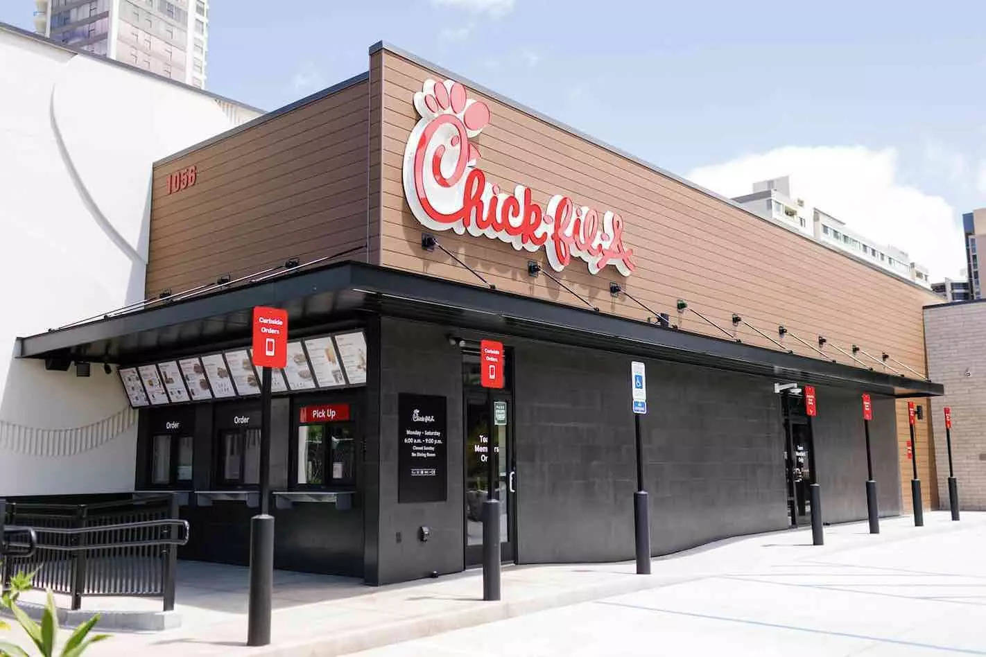 Chick-fil-A kids' menu redo includes 1% milk, 2012-01-11