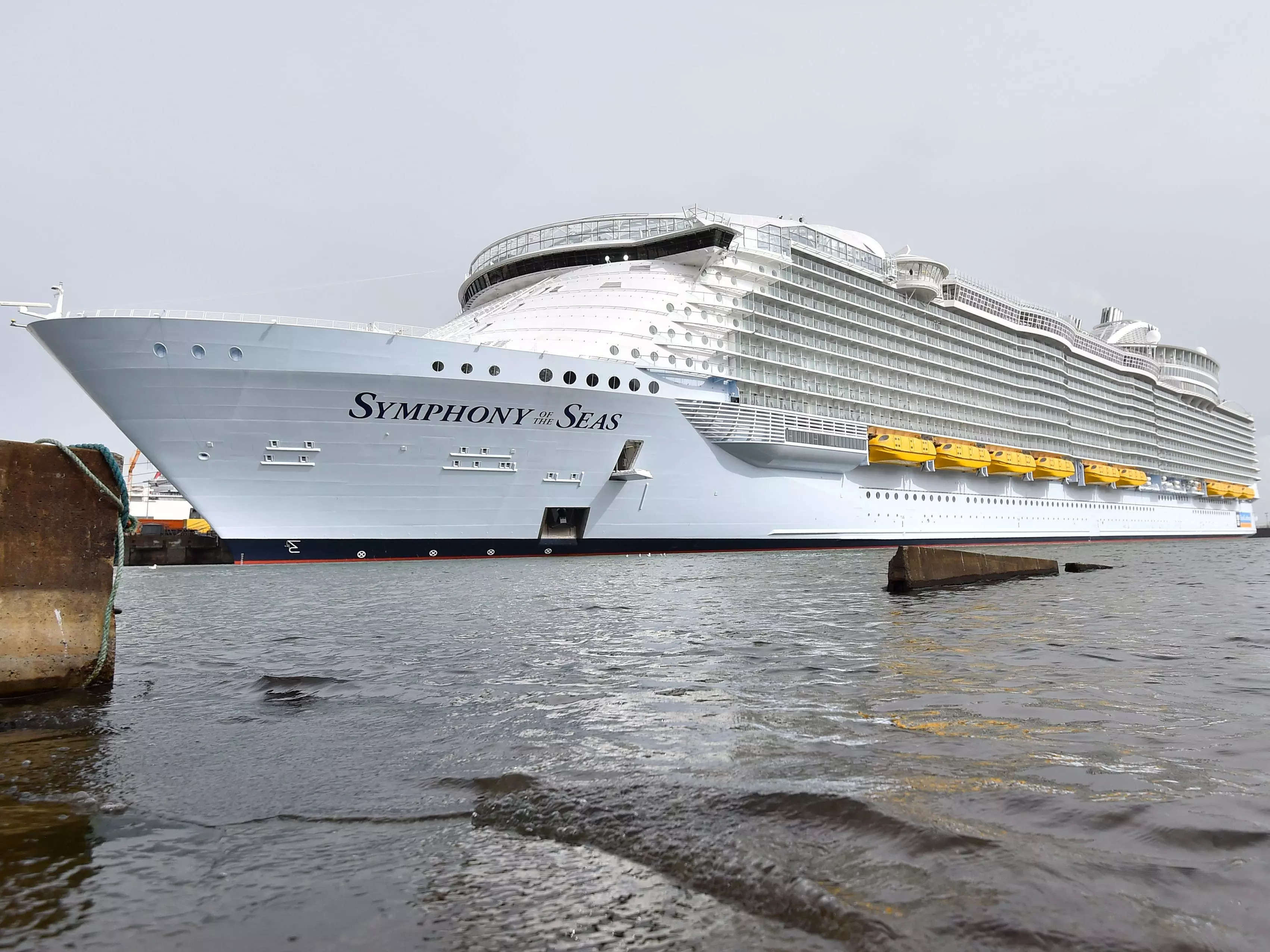 Royal Caribbean Cruise Passenger Miraculously Rescued After Late Night ...