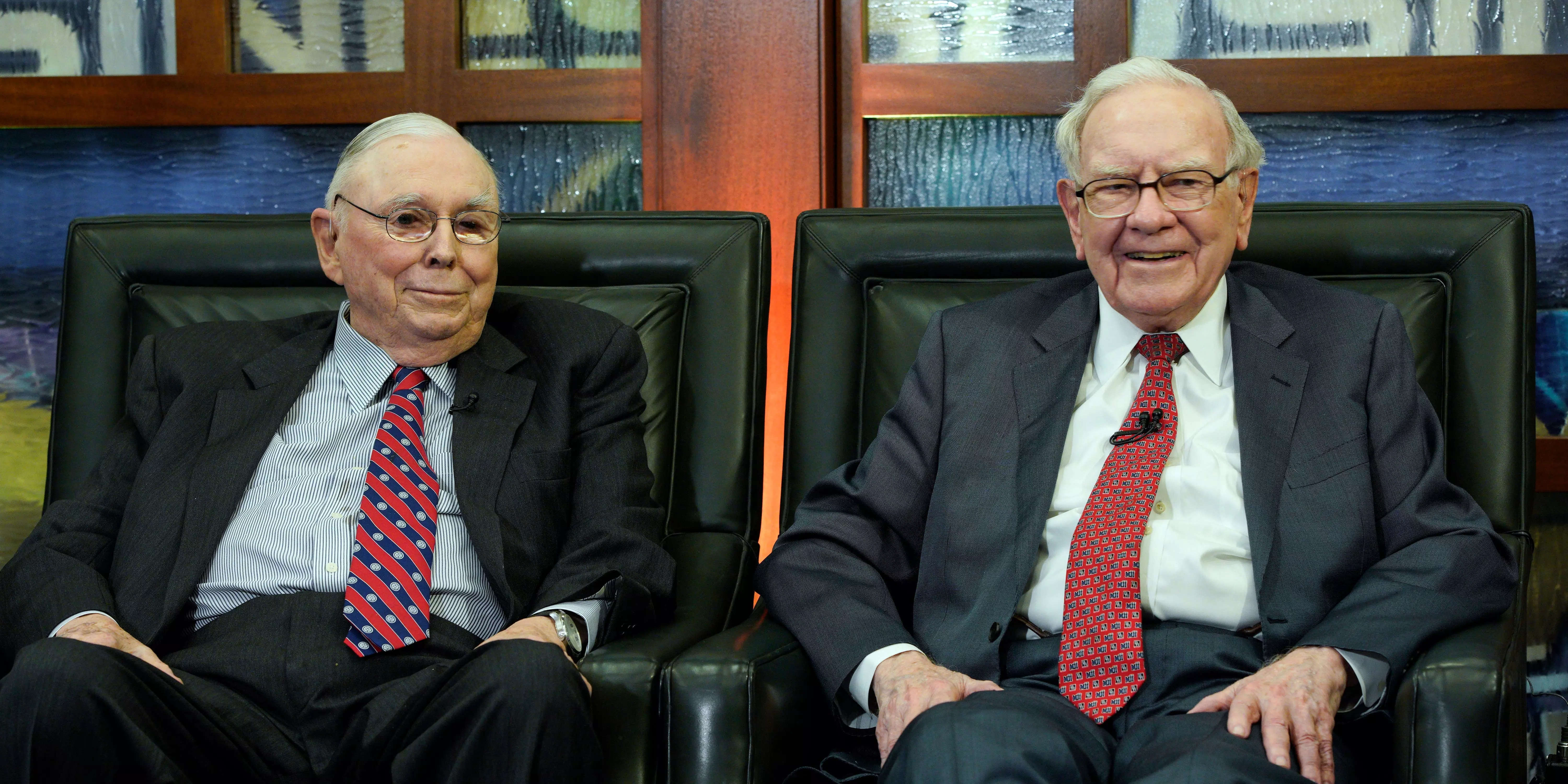 Here's How Much Warren Buffett's Berkshire Hathaway Has Lagged Tech ...