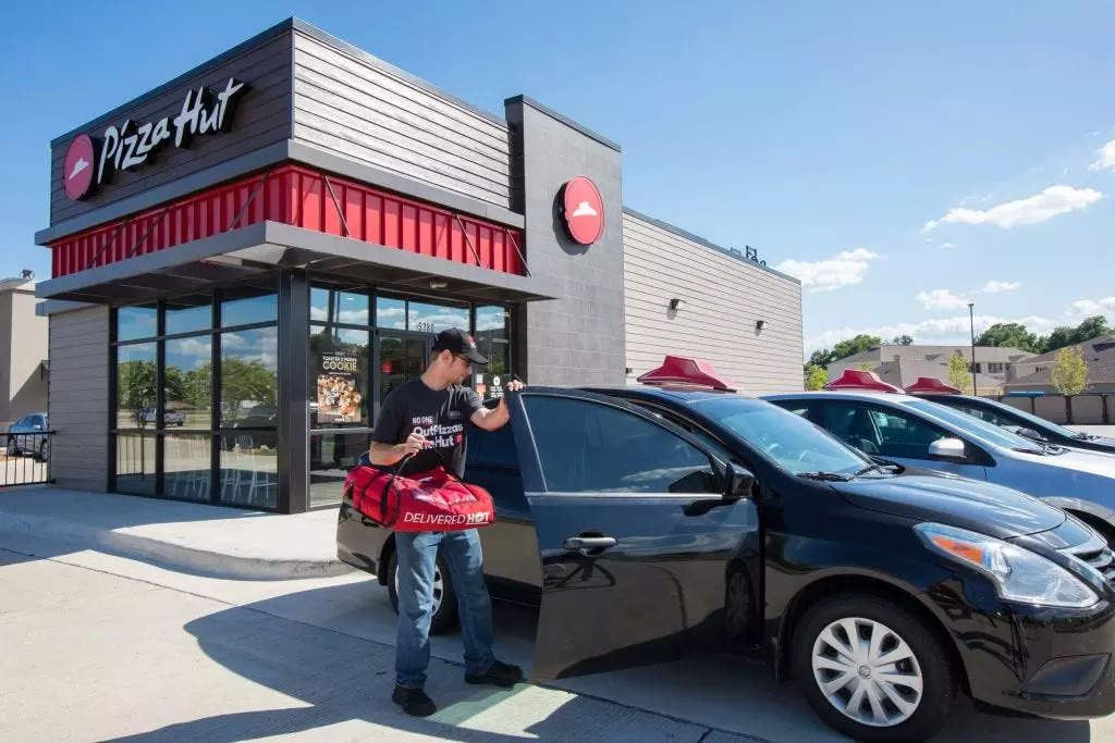 Pizza Hut franchisees lay off more than 1,200 delivery drivers in