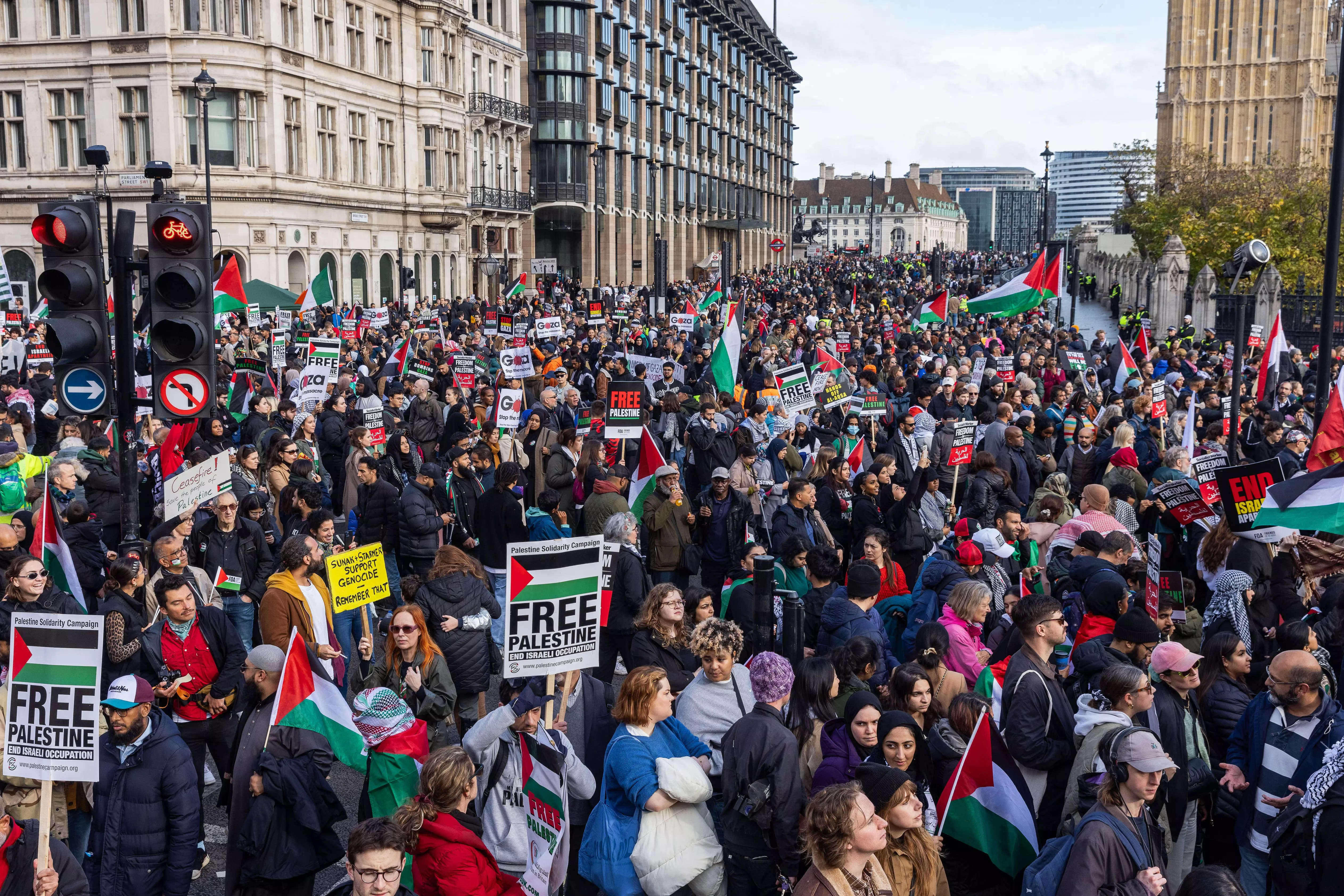 Photos show massive pro-Palestinian protests around the world following ...