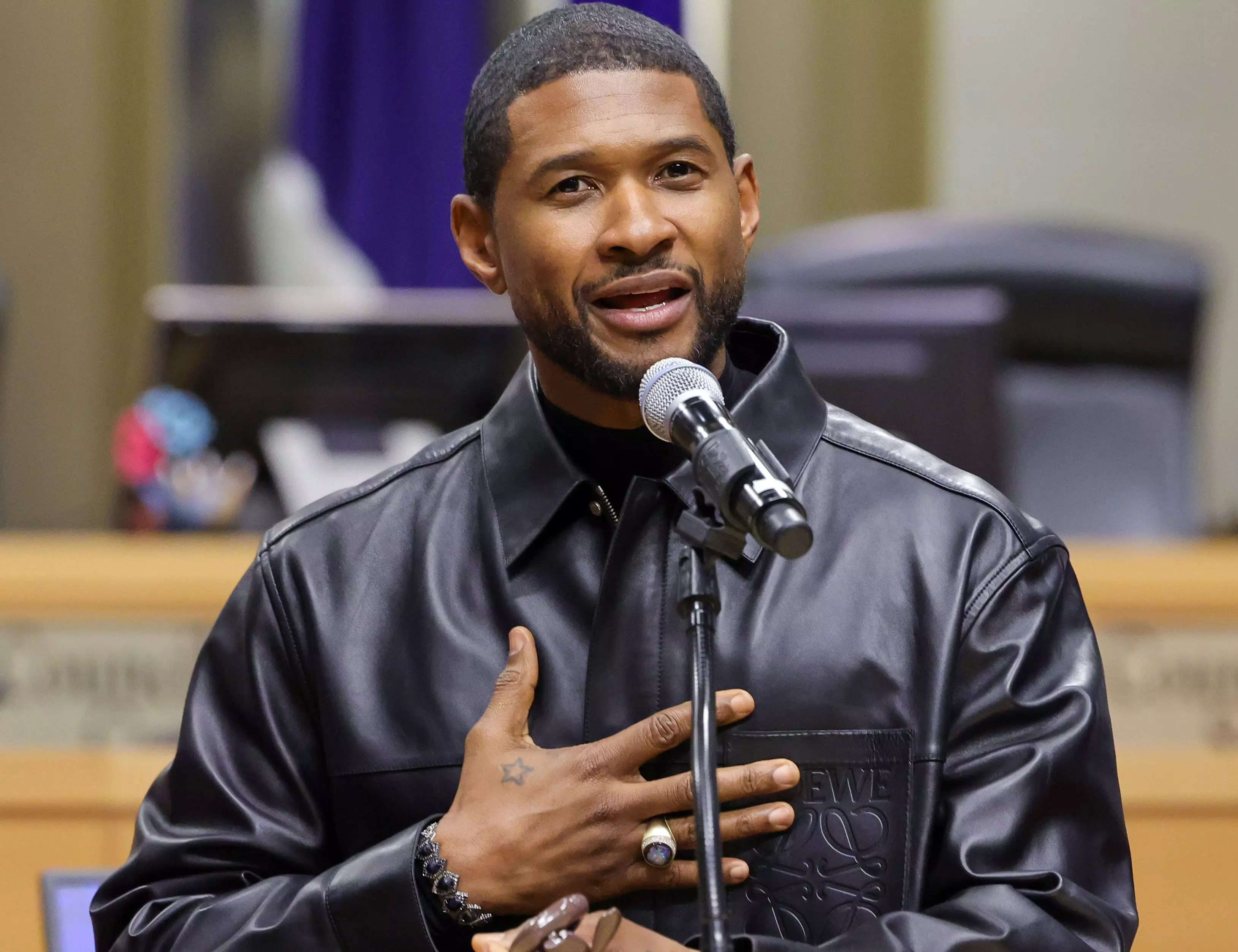 How Vogue got Usher's debut cover wrong Business Insider India