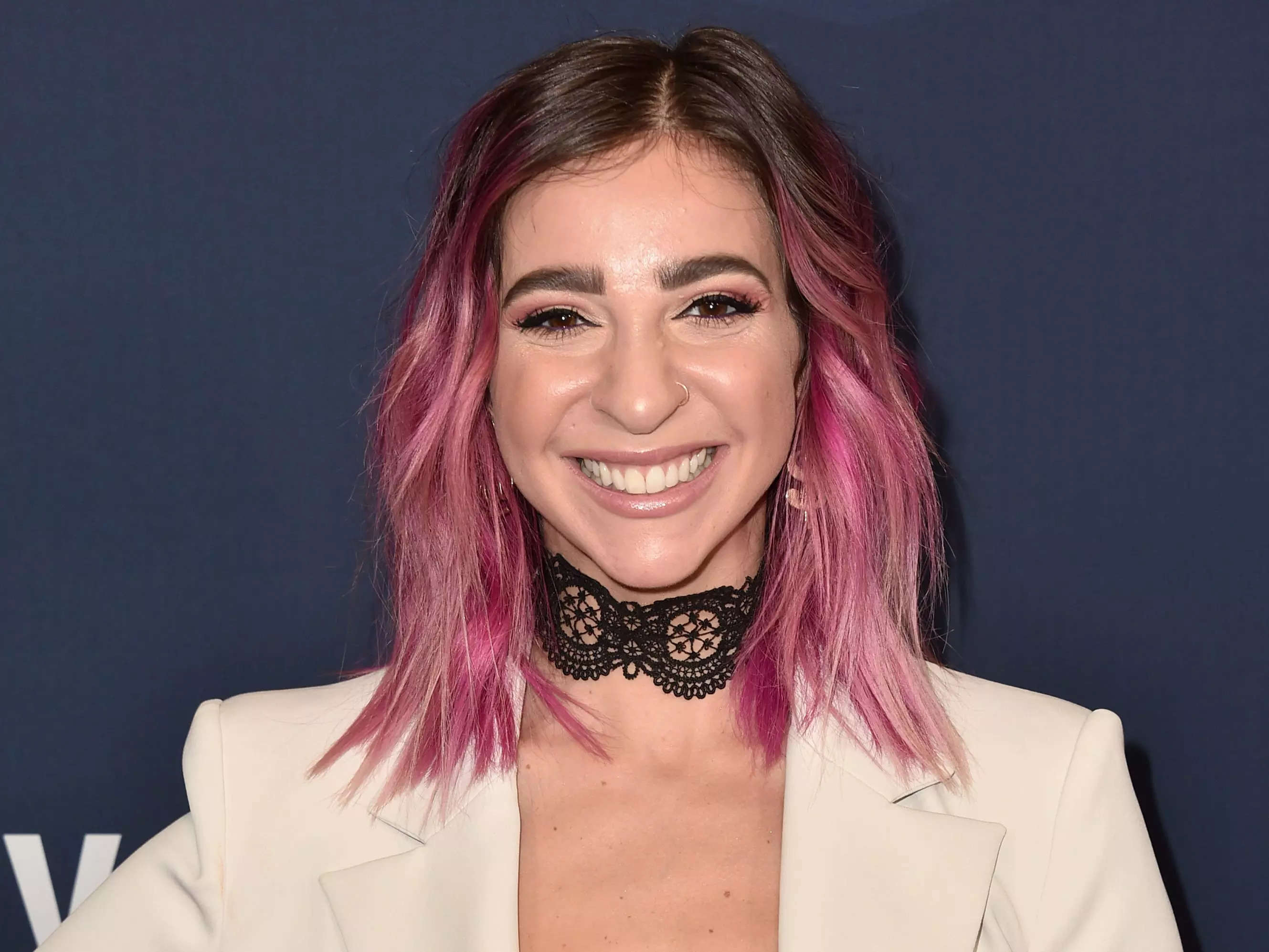 polarizing-youtube-star-gabbie-hanna-has-reemerged-as-a-fitness