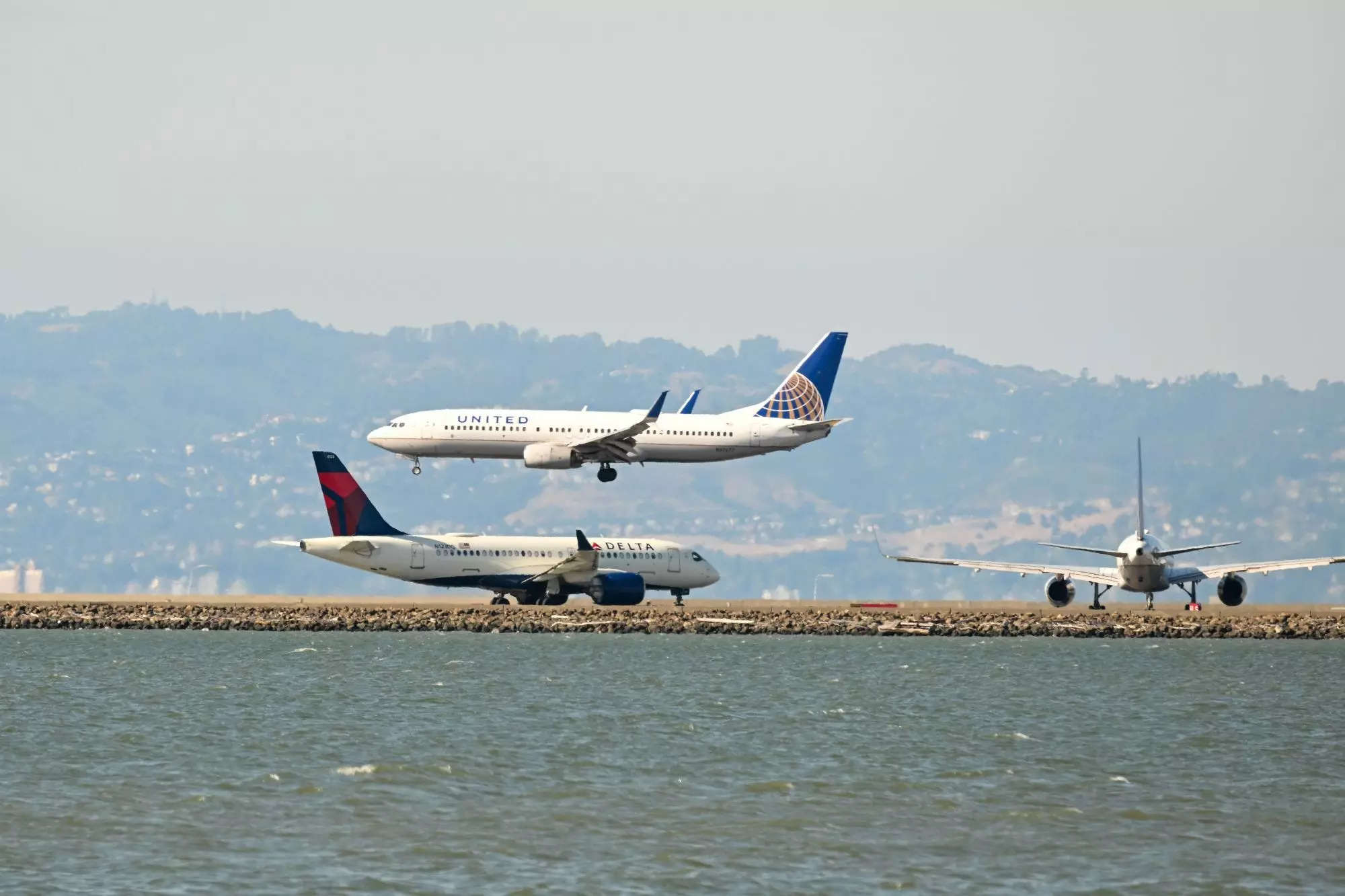 The best and worst airlines in the US for 2023, according to the WSJ