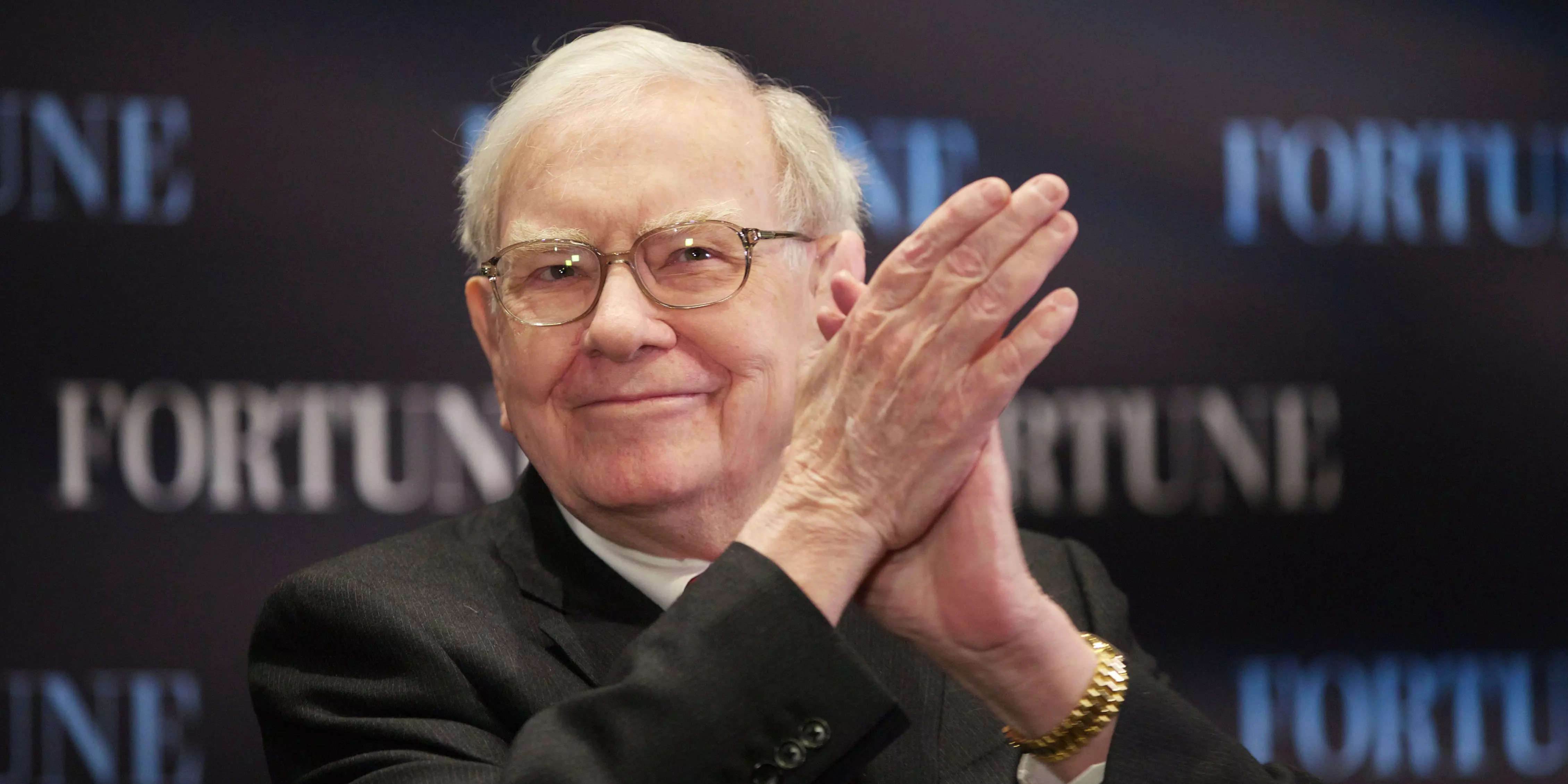 Warren Buffett's Berkshire Hathaway Is Now Worth Almost $1 Trillion ...