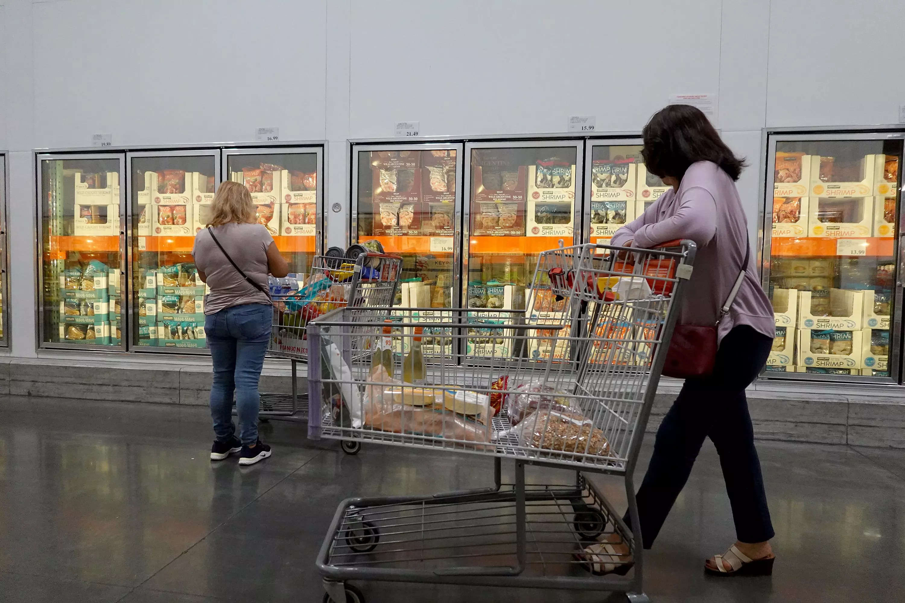 Costco Is Now Selling $625 Packs Of Silver Coins As Well As $2,000 Gold ...