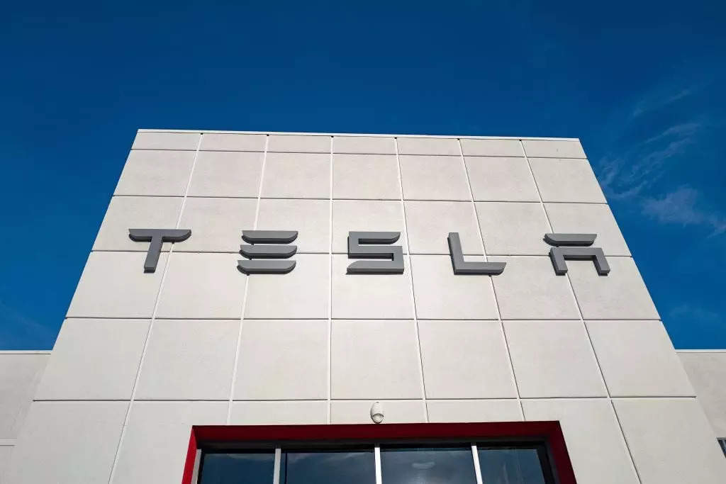 Tesla's Layoffs Week Continues With Recruiters The Latest To Lose Their ...