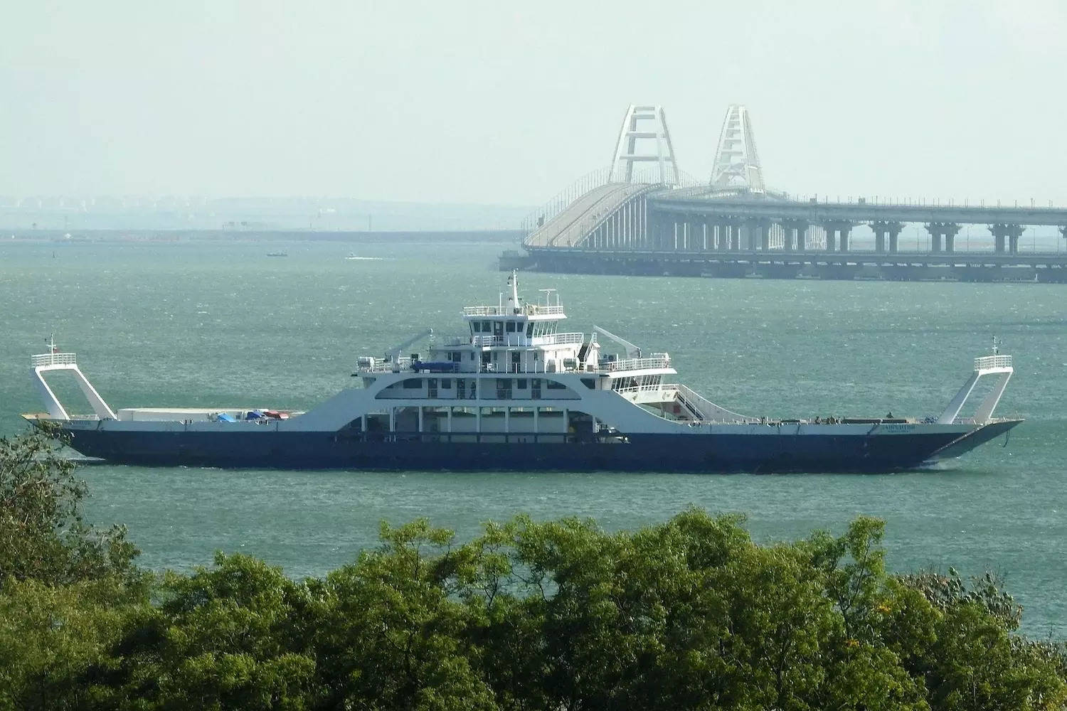 Putin's Crimea bridge has been out of military use for at least 3 ...