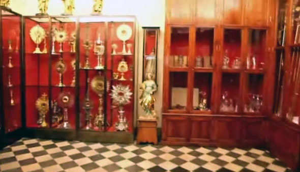 The Papal Sacristy (the pope's walk-in closet) holds treasures handed ...