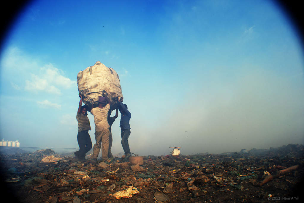 Toxic bomb' ticks on Maldives rubbish island