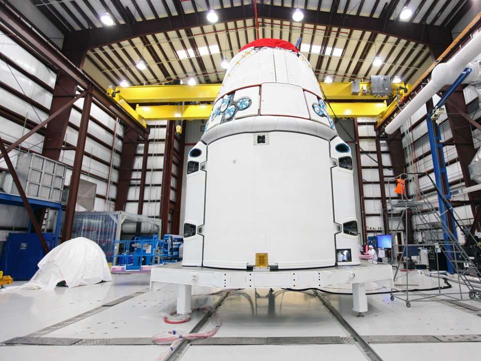 SpaceX Dragon Thruster Failures Means The Capsule Won't Rendezvous With ...