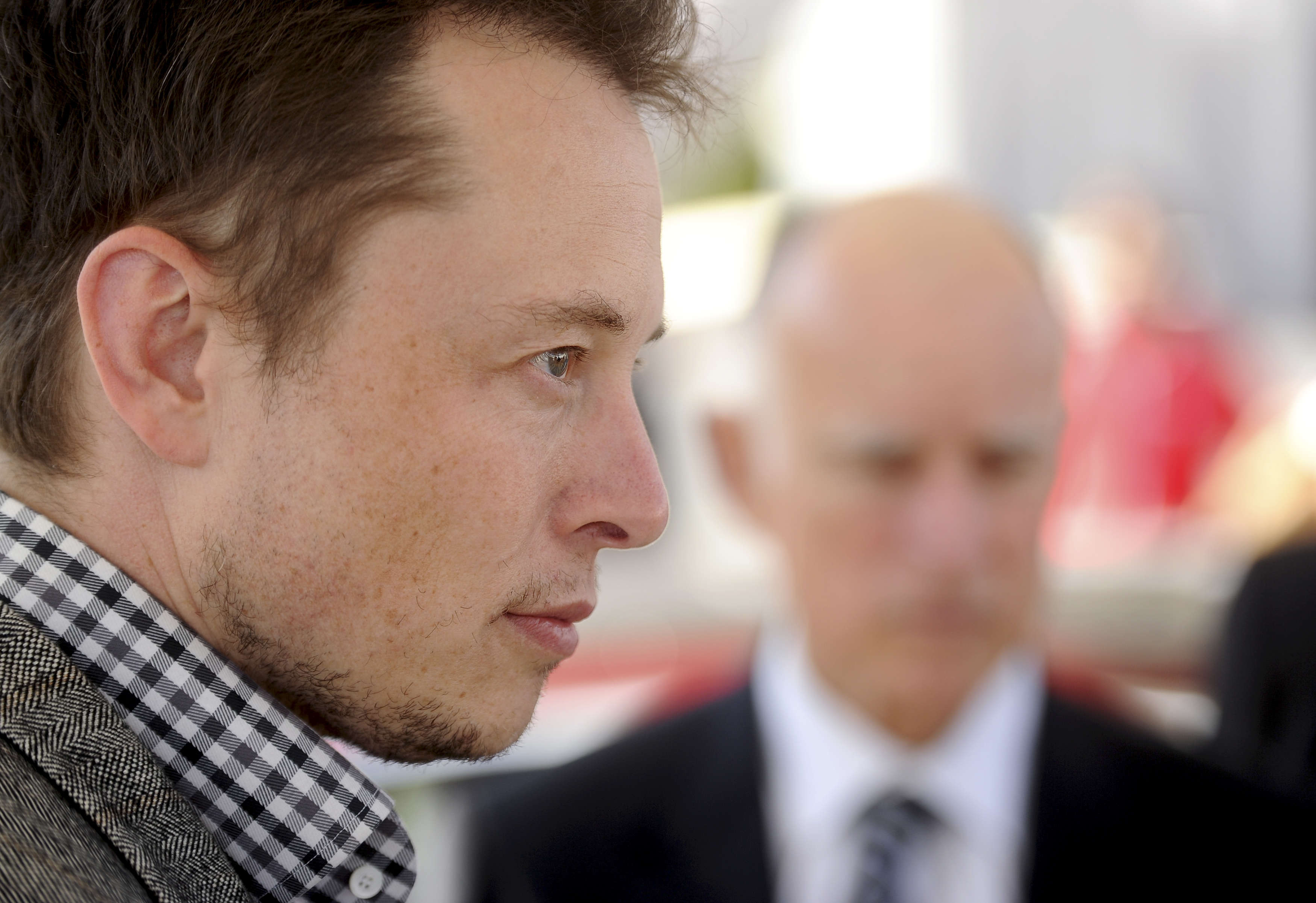 Маски миллиардер. Илон Маск. Elon Musk в профиль. Илон Маск фото. Илон Маск портрет.