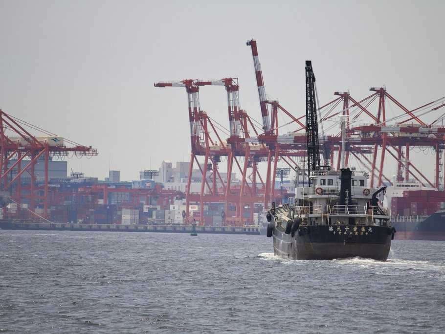 Japan Posts Record Trade Deficit | Business Insider India