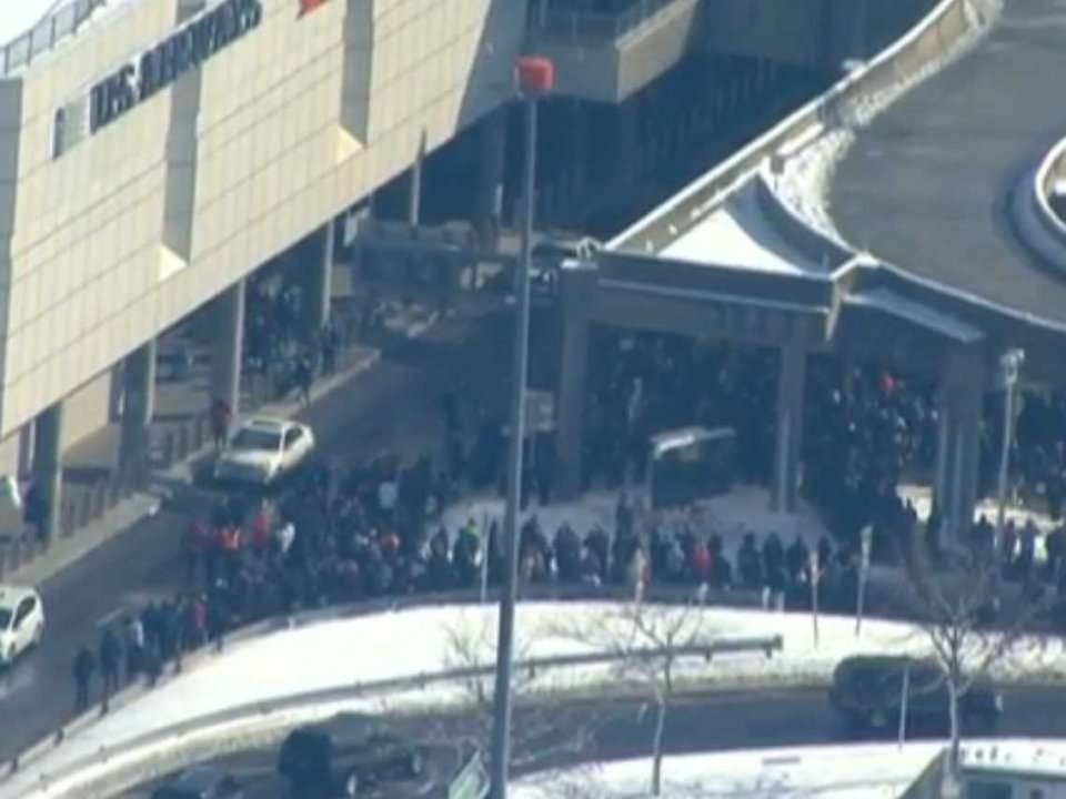 LaGuardia Airport Terminal Evacuated Due To Suspicious Bag | Business ...