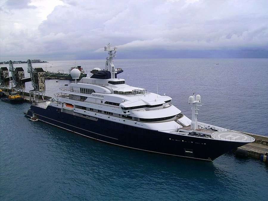 biggest yacht in india