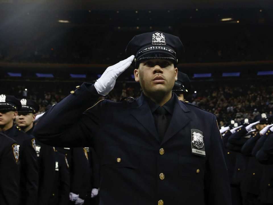 The Nypd Is Going To Start Putting Body Cameras On Police Officers Business Insider India