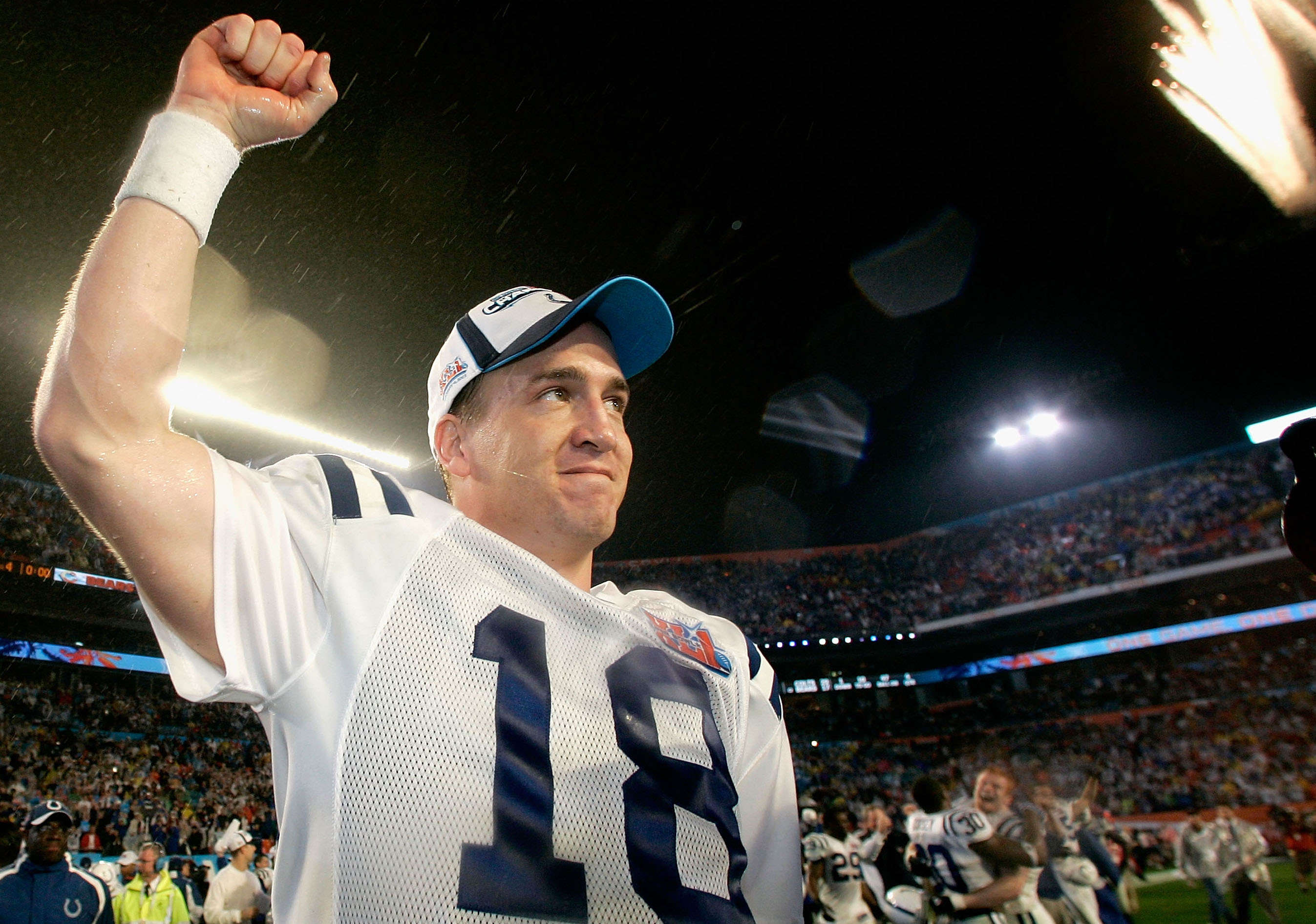 Peyton Manning Contract Details, Salary Cap Charges, Bonus Money, and  Contract History