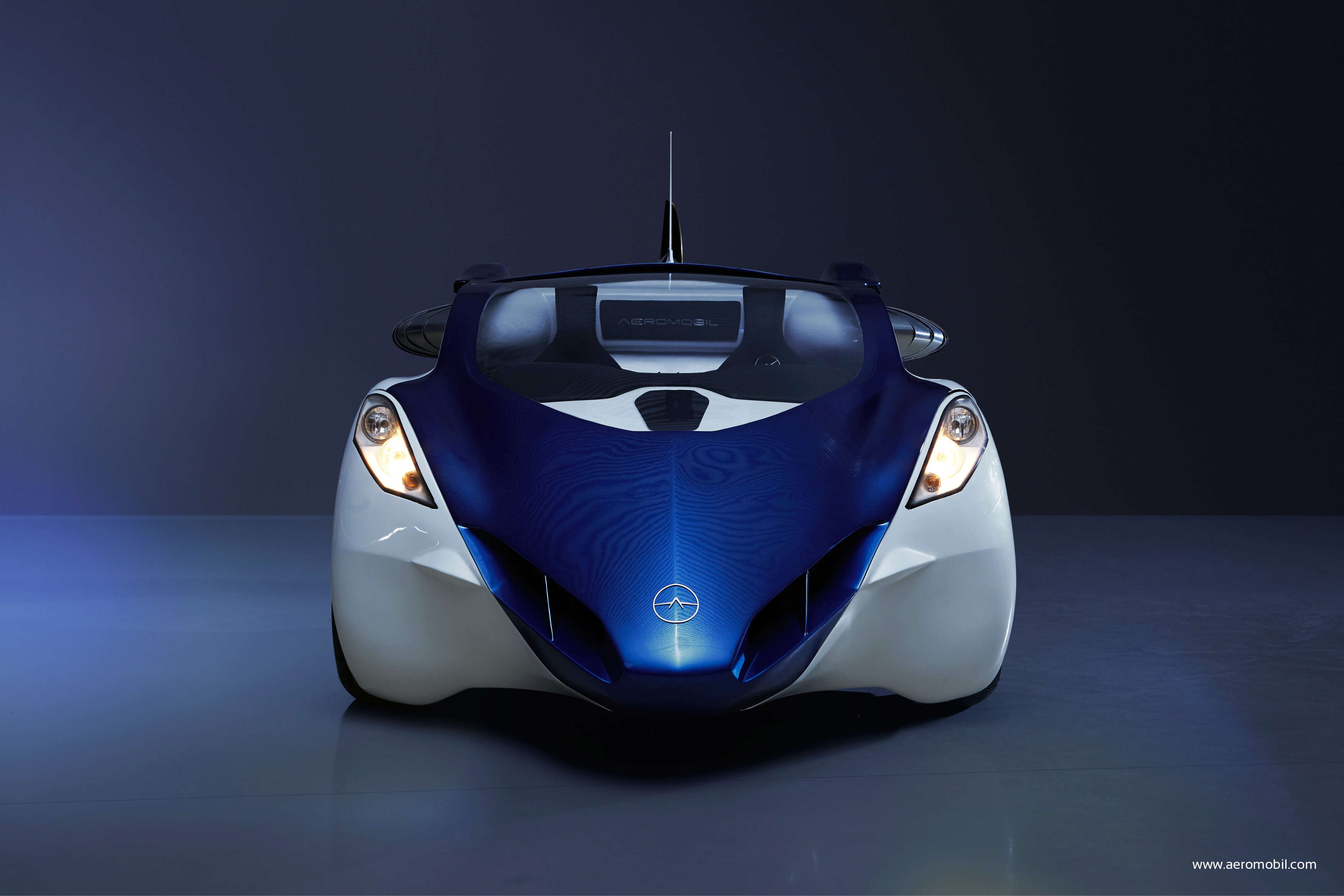 Fly car. AEROMOBIL 3.0 (Словакия). AEROMOBIL 3.0 прототип. Словацкая компания AEROMOBIL. AEROMOBIL 2.0.