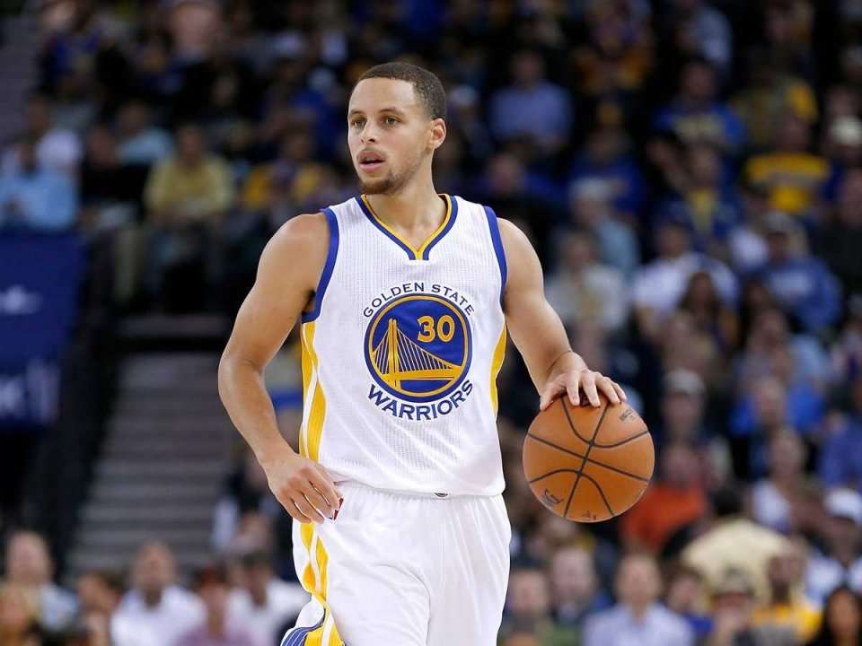 Stephen Curry Spent A Summer Changing His Shooting Form And It Helped ...