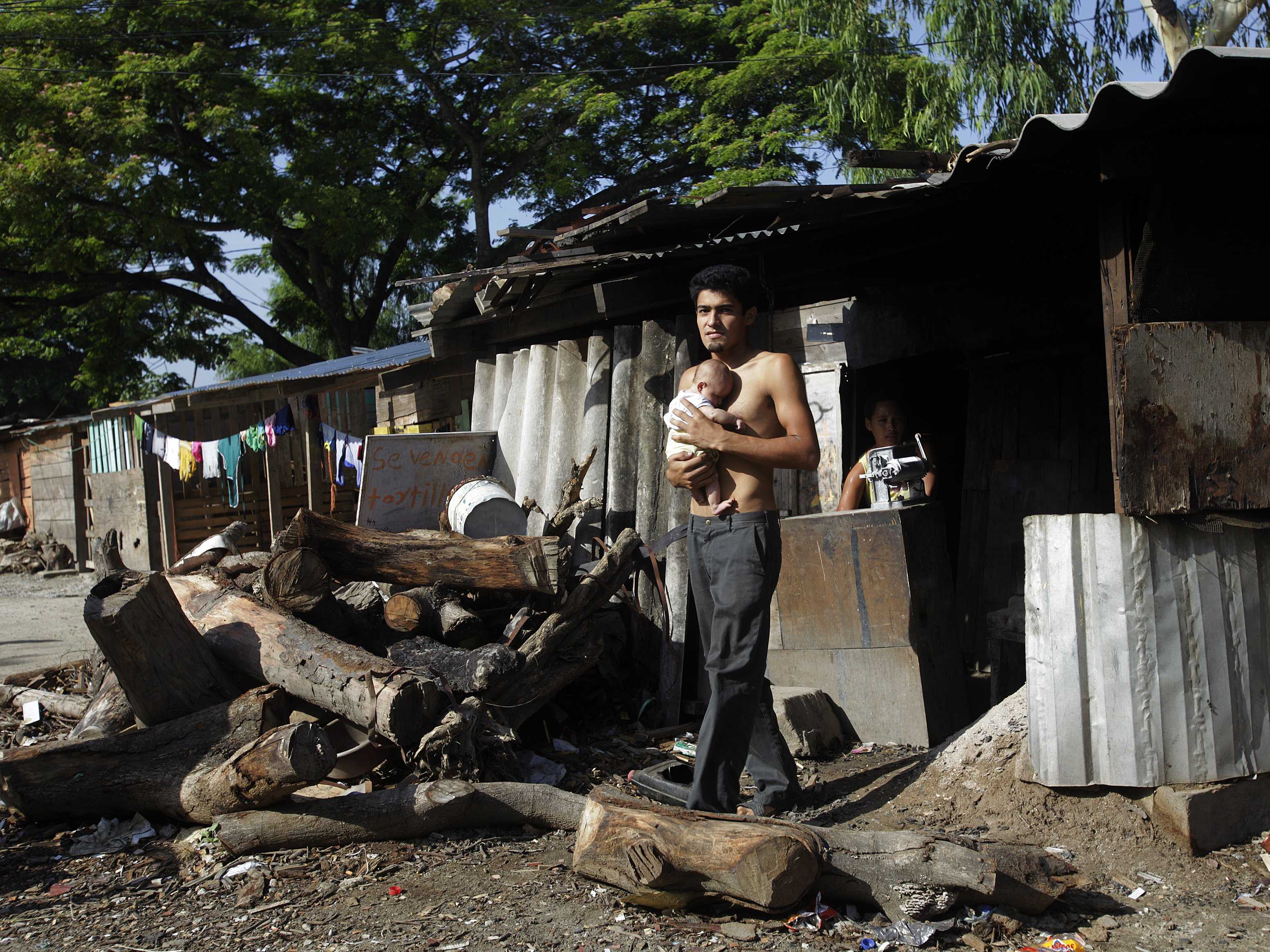 San Pedro Sulans live in both fear and poverty. 