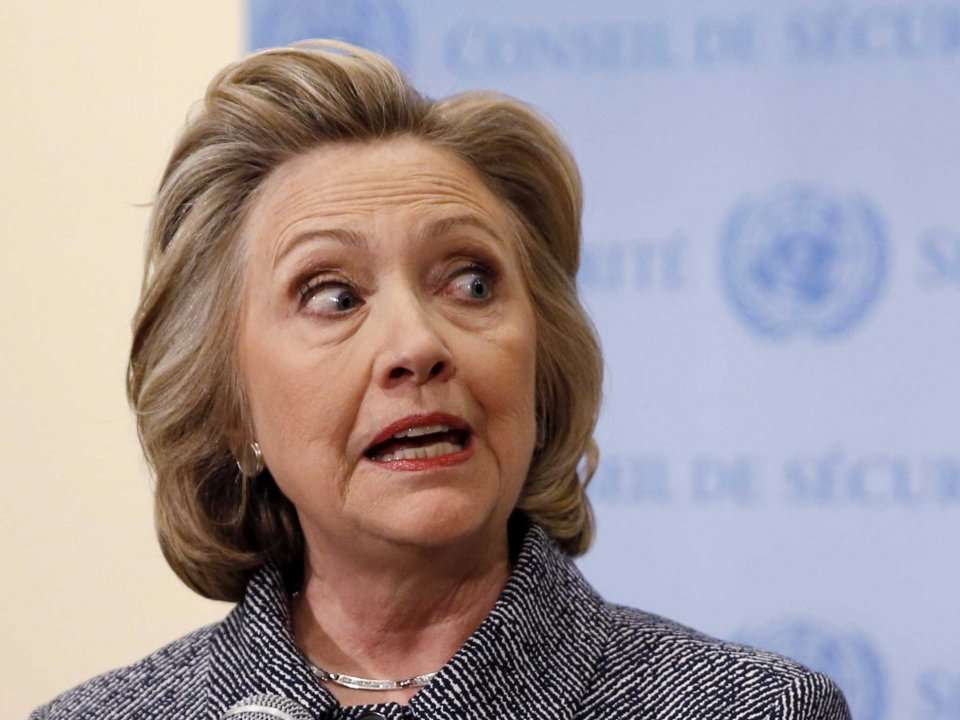 Poll Americans Think Hillary Clinton Screwed Up With Her Emails Business Insider India 7552