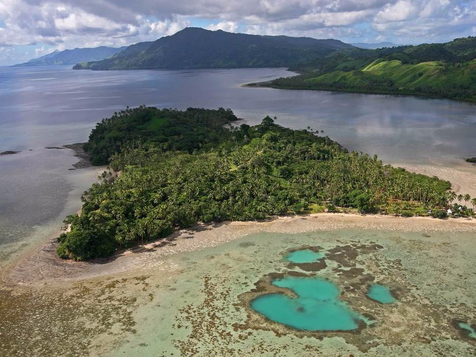 Nukudrau Island, an undeveloped island in Fiji, has 46 acres of land ...