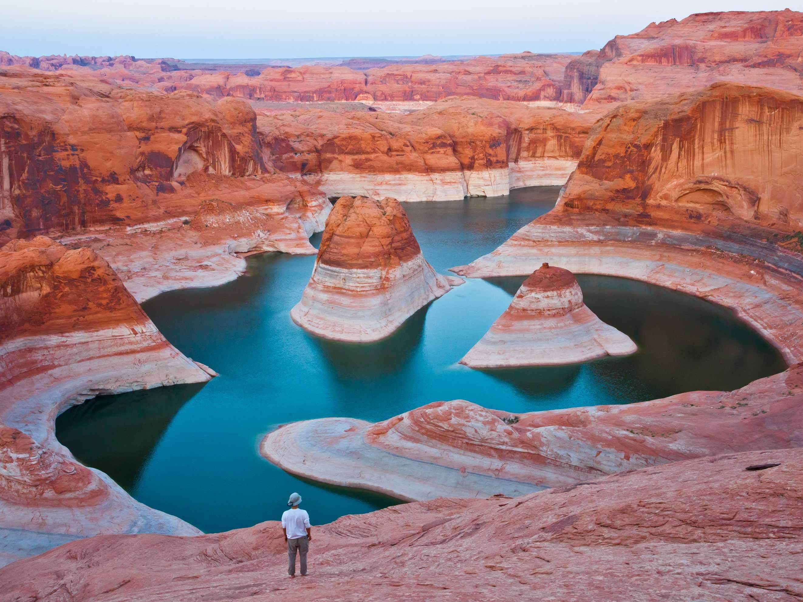 Reflection Canyon Is Found On The Side Of Lake Powell Bordering Utah And Arizona In The Glen