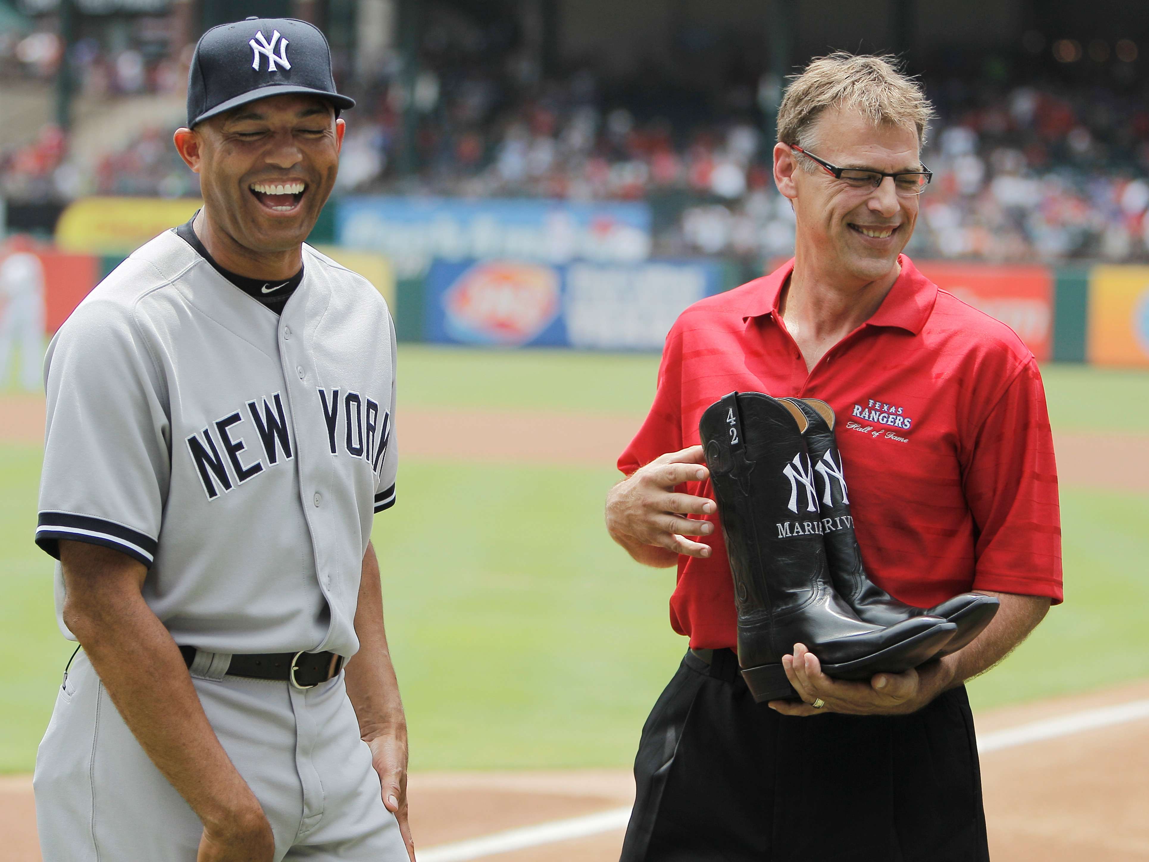 Tino Martinez Tries His Hand At Coaching with the Miami Marlins