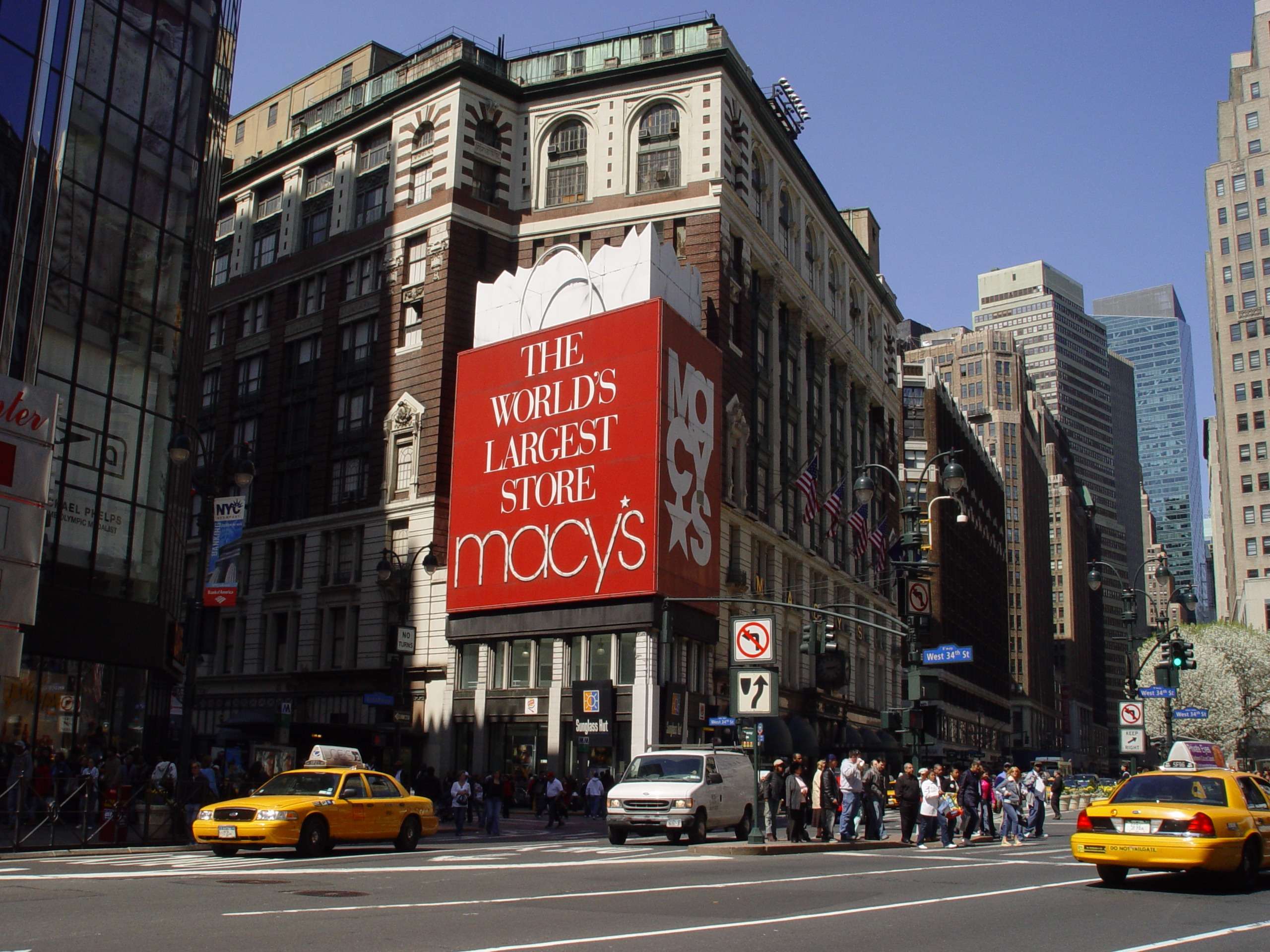 13 incredible department stores to shop at in your lifetime