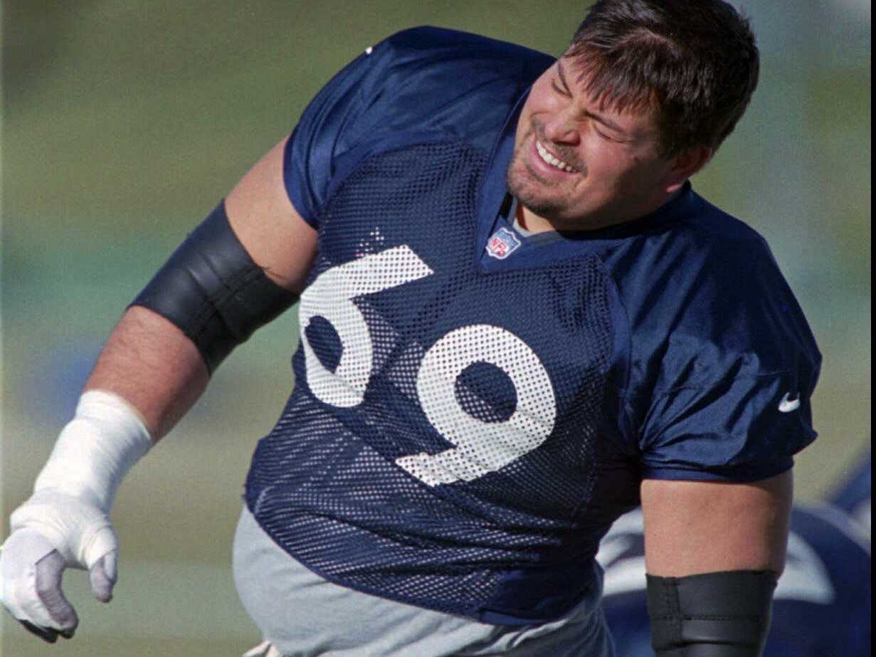 12 Former NFL Players Who Lost A Ton Of Weight After Retiring