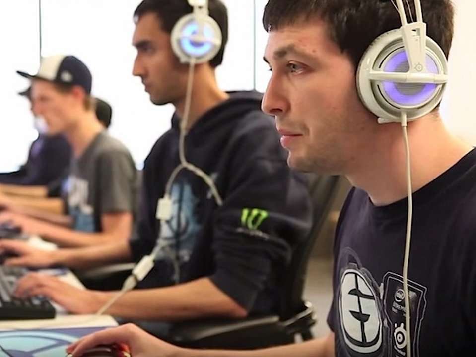 The 10 highestpaid professional gamers in the world Business Insider