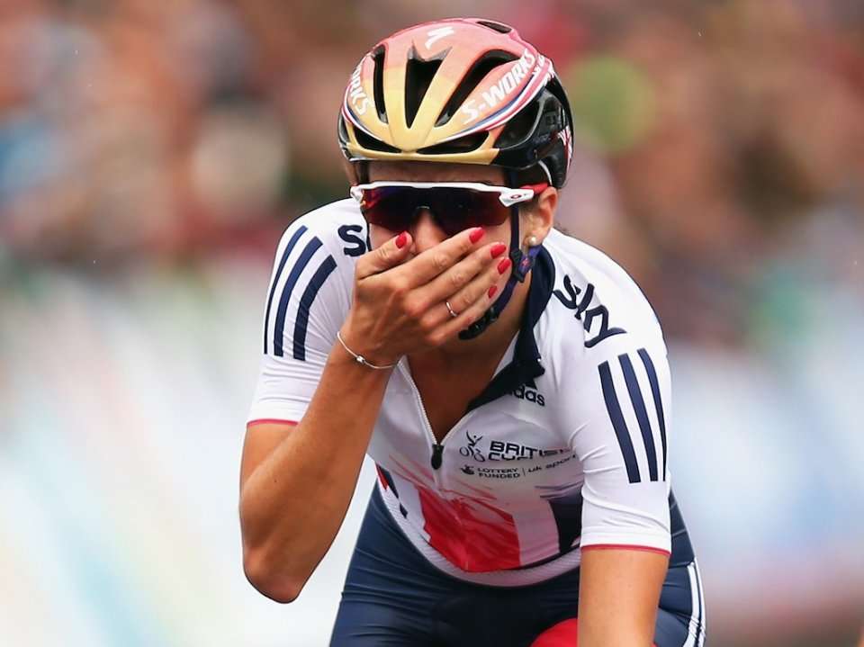 26-year-old British cyclist wins world championship, bursts into tears ...