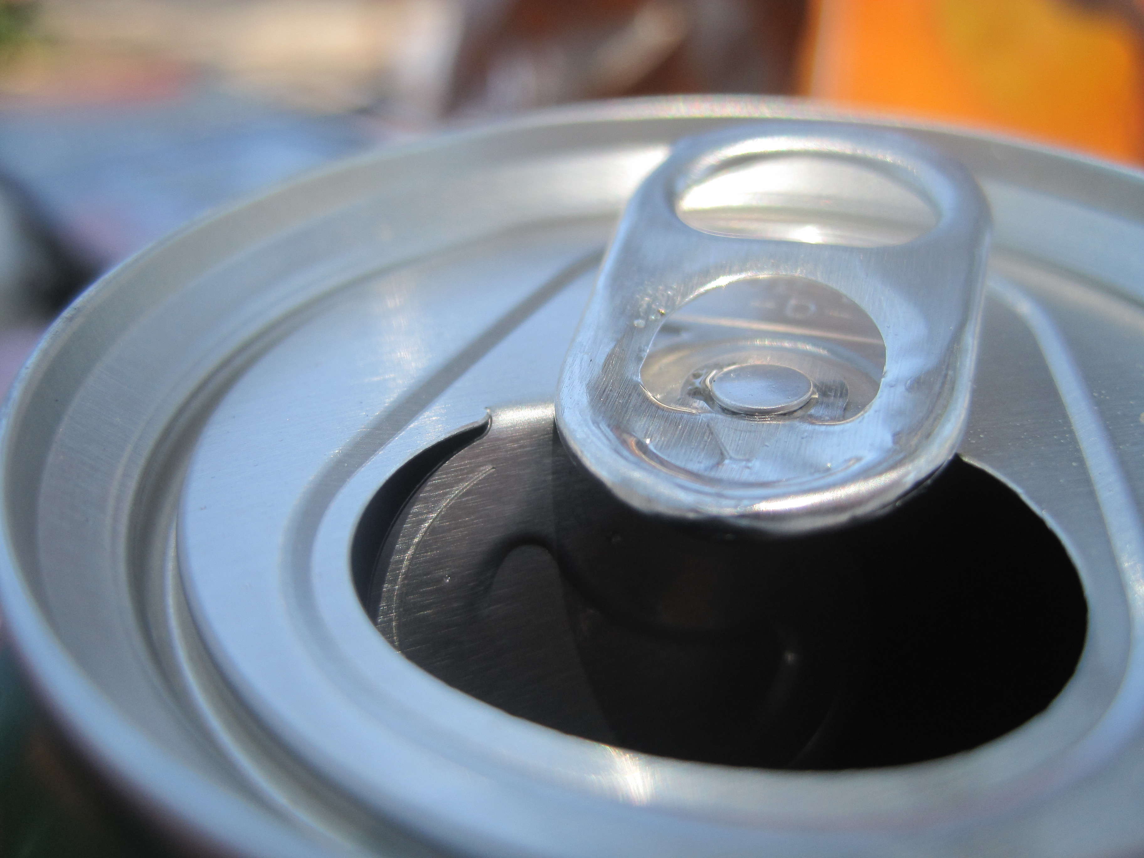 The Genius Design of Soda-Can Tabs