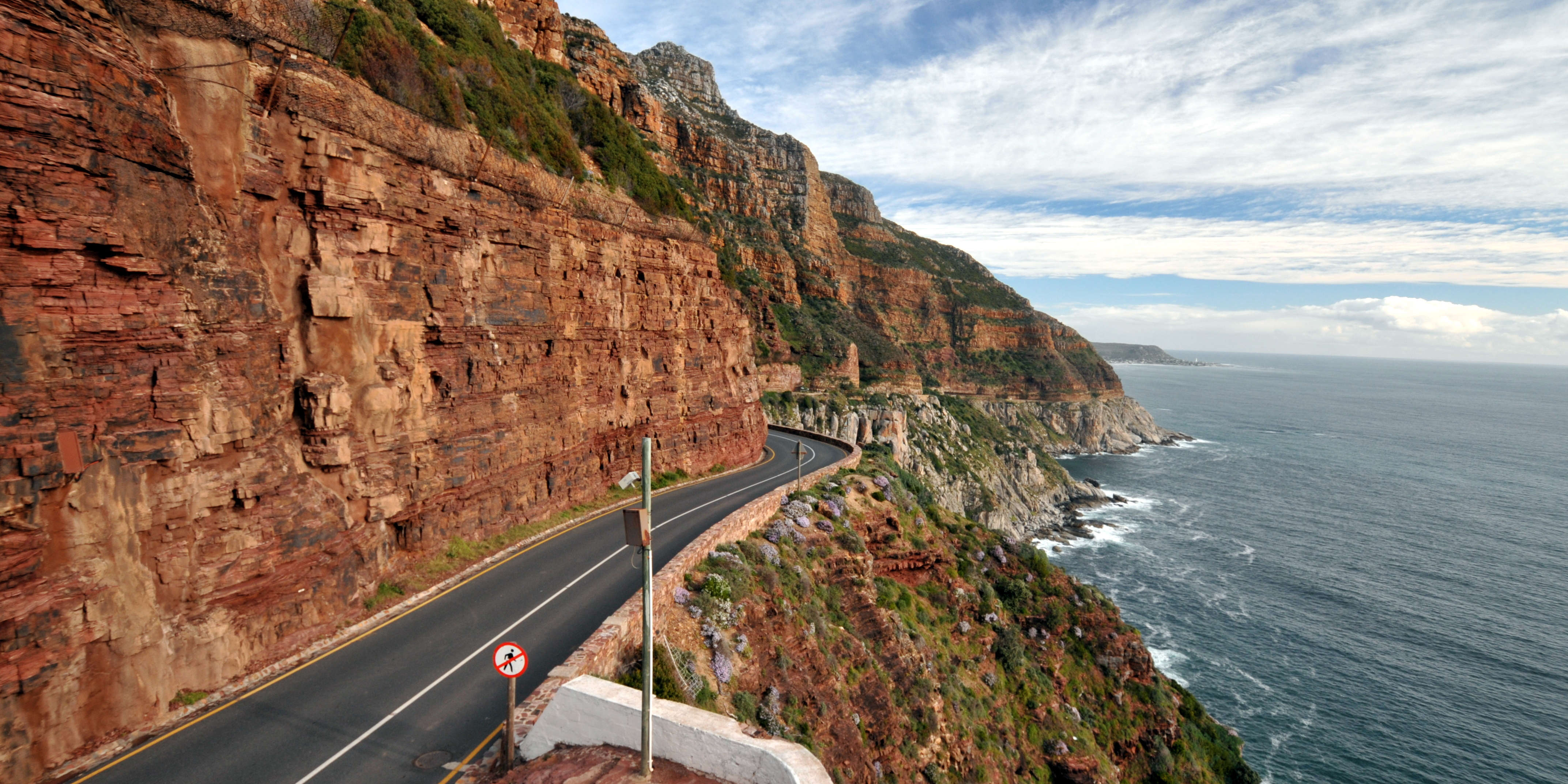 South road. Чапманс пик ЮАР. ЮАР (Chapman's Peak Drive). Африка ЮАР Великая Океанская дорога. Чапманс пик драйв Кейптаун.