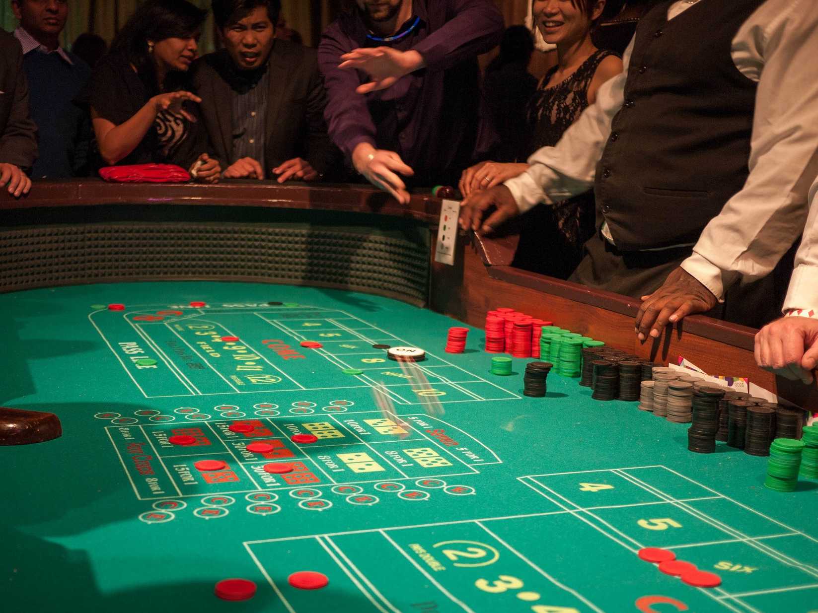 How To Play Electronic Craps