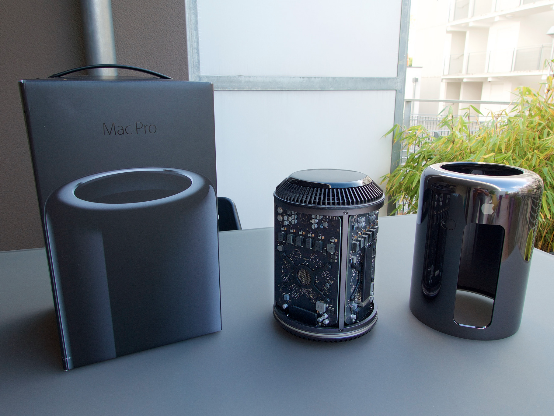 Мак про. Apple Mac Pro 2016. Apple Mac Pro урна. Mac Pro 2014. Apple Mac Pro ведро.