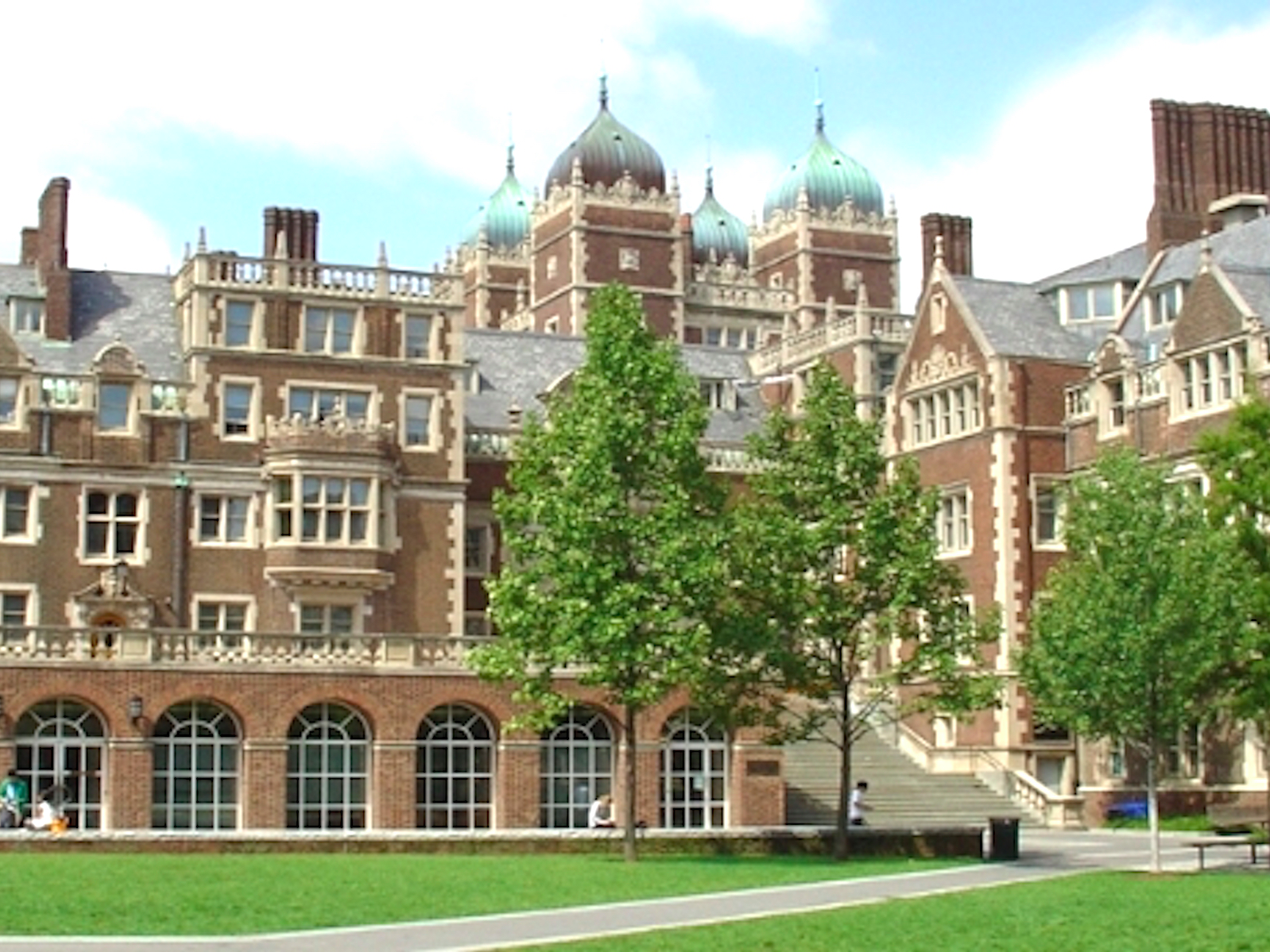 The worlds first university. Пенсильванский университет. Университет Пенсильвании США. Пенсильванский университет лига плюща. Wharton School of the University of Pennsylvania.