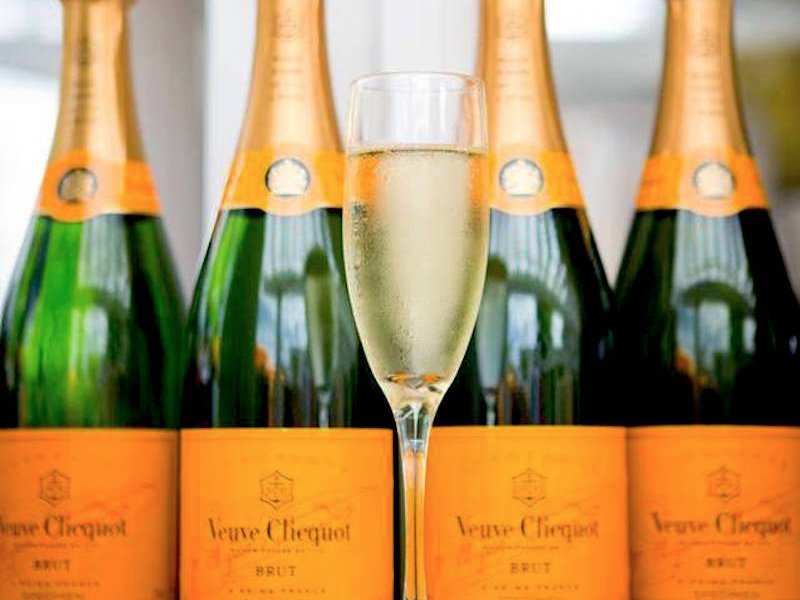 How to say Veuve Clicquot? (CORRECTLY) French Champagne Pronunciation 