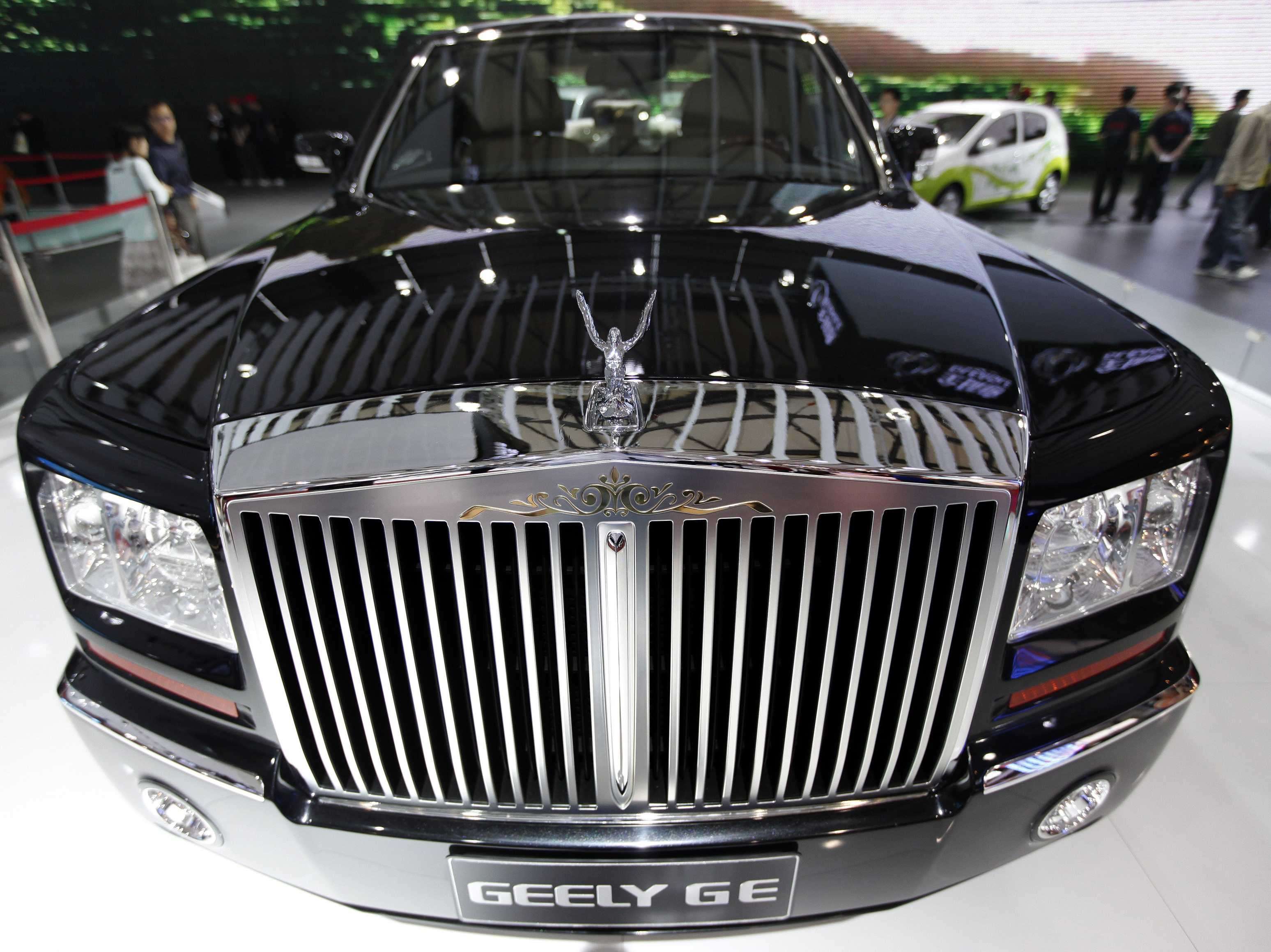 Авто из китая под заказ. Geely Роллс Ройс. Rolls-Royce Phantom и Geely ge. Китайский Роллс Ройс Geely. Geely ge.