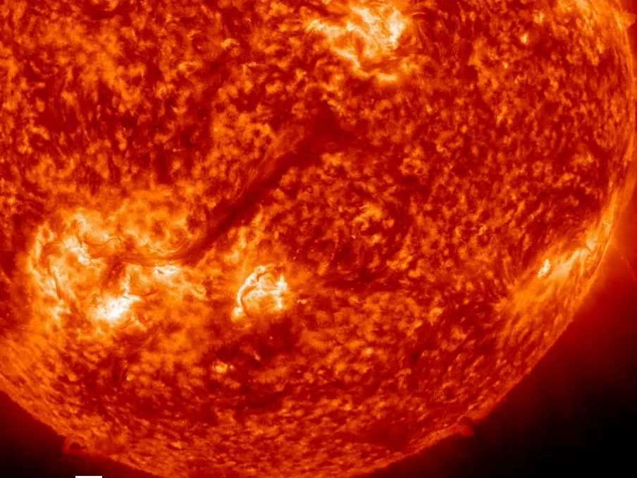 A Massive Solar Storm Could Pose A 'large-scale Threat' To The Fate Of ...