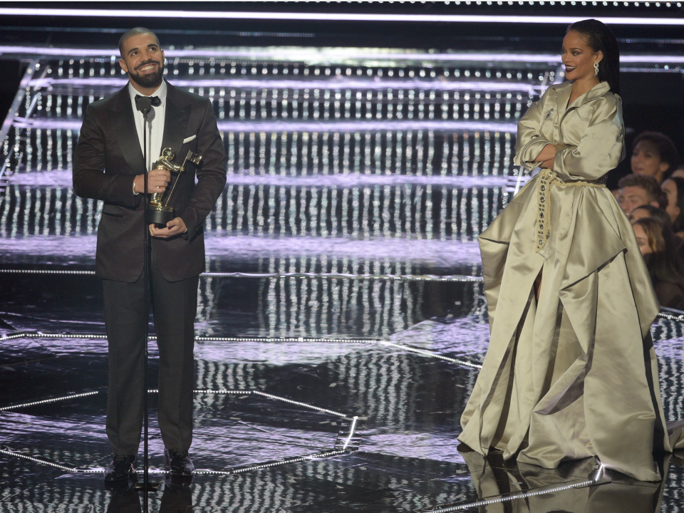 The 9 Best Moments From The MTV Video Music Awards | Business Insider India