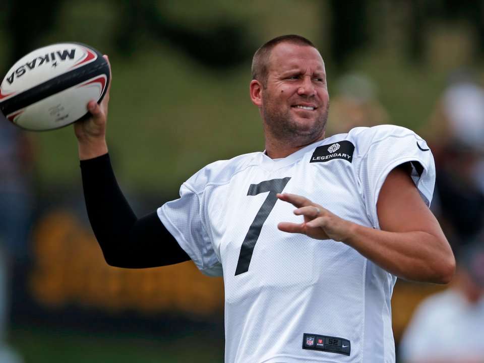 Ben Roethlisberger made the Steelers buy him a rugby ball to use in  practice to make throwing a football easier