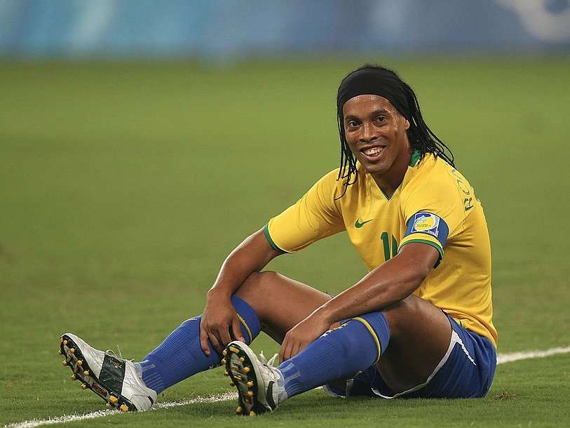 Brazilian soccer legend Ronaldinho explains how his childhood dog made ...