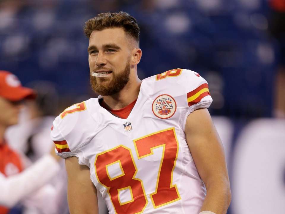 Chiefs Tight End Travis Kelce Worked As A Healthcare Telemarketer For 8 An Hour Before Becoming A Football Star Business Insider India