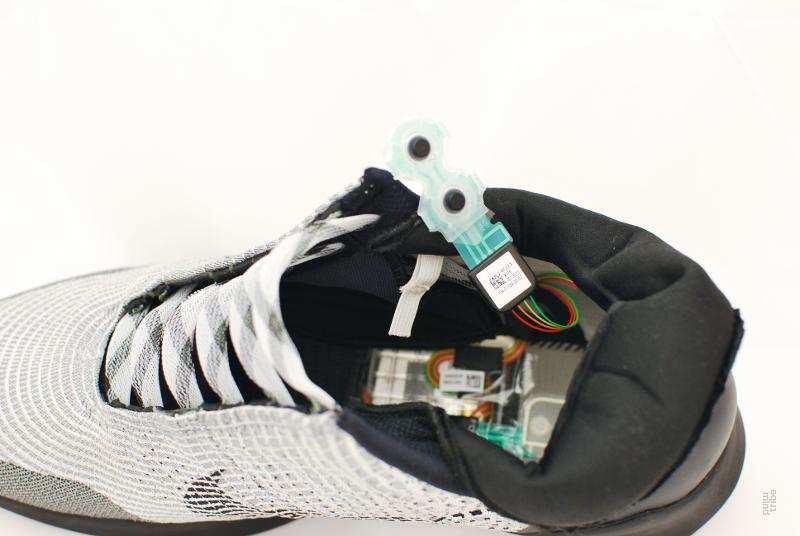 intelligent sneakers