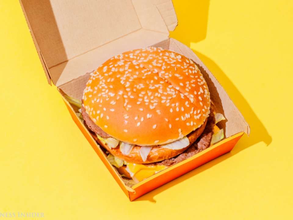 Mcdonalds Switch To Fresh Beef Is Bad News For One Of Its Biggest Competitors 