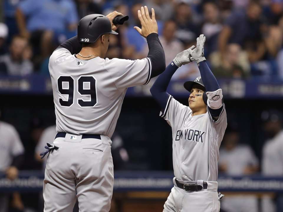 Aaron Judge's Massive Hand Makes Water Bottle Look Tiny In Viral Photo